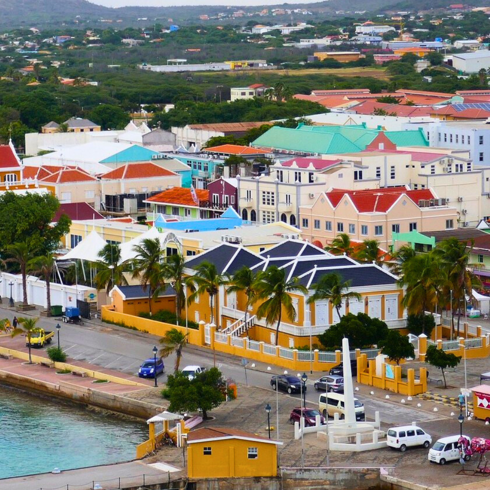 oorlogsmonument kralendijk